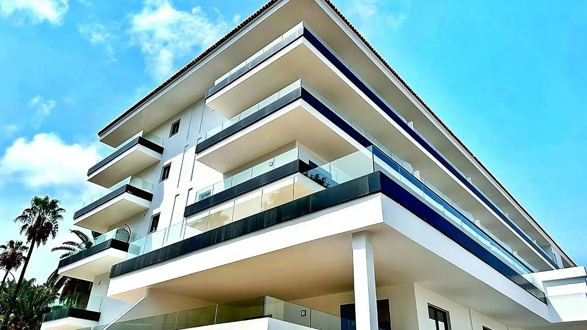 Appartement Modern Oasis - Pool, Gym & Tennis Puerto de la Cruz